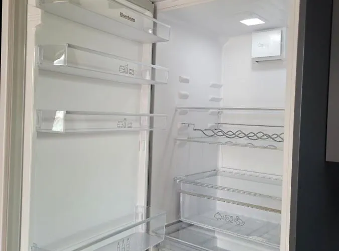 Single Elegant I Sentrum- Sea View Bed & Breakfast