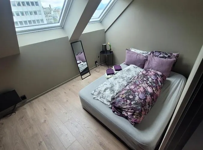 Single Elegant I Sentrum- Sea View