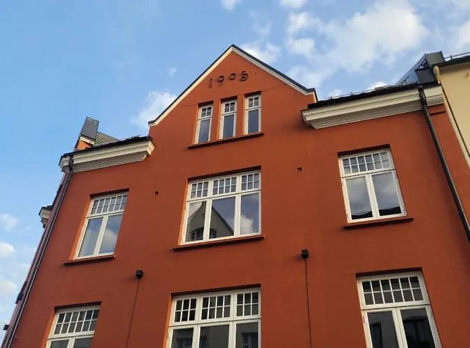 Single Elegant I Sentrum- Sea View Bed & Breakfast