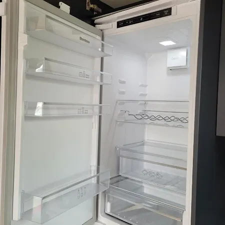 Single Elegant I Sentrum- Sea View Bed and breakfast