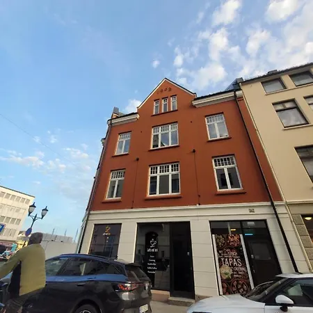 Single Elegant I Sentrum- Sea View