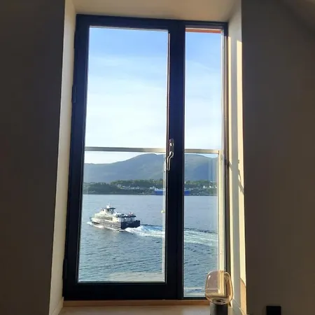 Bed and breakfast Single Elegant I Sentrum- Sea View